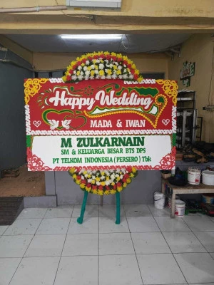 Papan Bunga di Karikil Mangkubumi