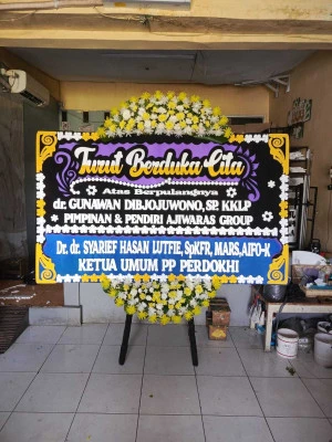 Papan Bunga di Karikil Mangkubumi